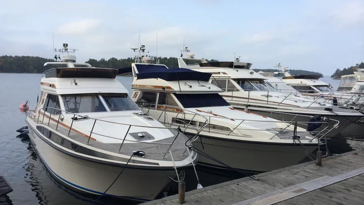 Storebro Royal Cruiser Club en märkesbåtklubb besöker Grisslehamn den 24/7 – Grisslehamn