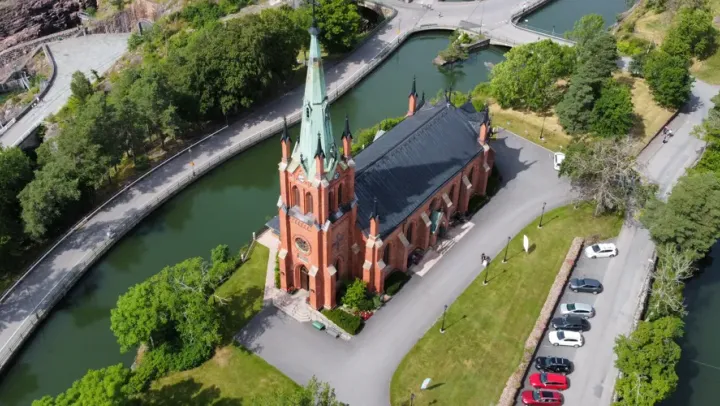 Fallens Dagar vid Trollhättans kyrka – Trollhättan
