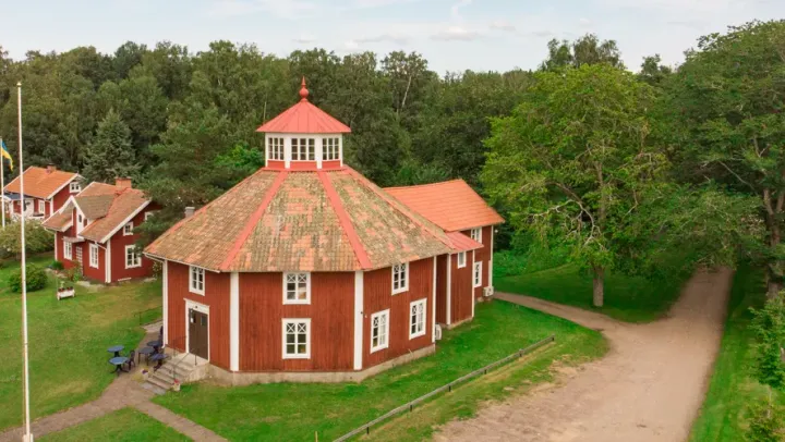 Sommarutställning i Sjötorps Bygdegård