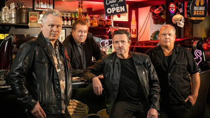 Live i Kroppefjällsparken med The Refreshments & Billy Opel – Dals Rostock