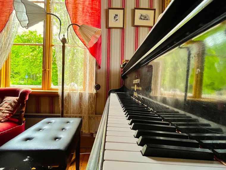 Musik i sommarkväll "Pianomusik i sensommarkväll" – Visby