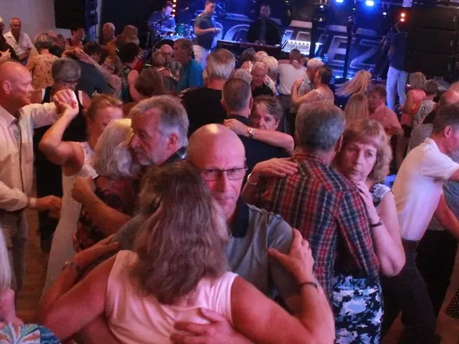 Stora Folkparksdansen