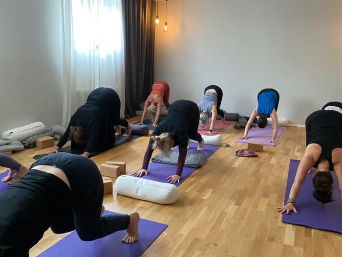 Yogakurs - Varannan vecka Yin, varannan vecka Yang