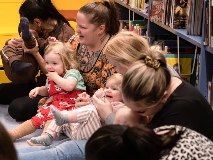 Babyhäng på Biblioteket