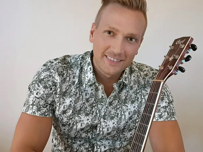 Senior pop-up underhållning med Henrik Strömberg
